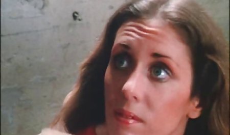 Kings Throw Cabbages And Walrus Opens Oyster