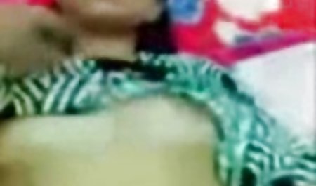 malay- awek malu-malu kucing