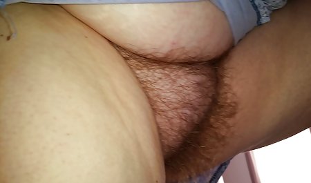 putting cream on her legs, i get to see her hairy pussy